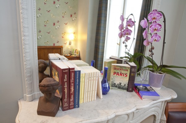From mid July to the end of August 2013 = -30 % for any stay at HotelHome Paris 16 !
